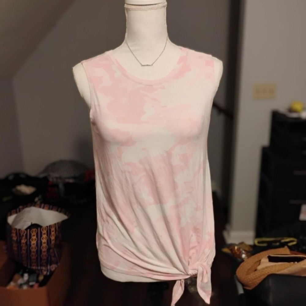 Elegant Light Pink Tie-Front Tank Top